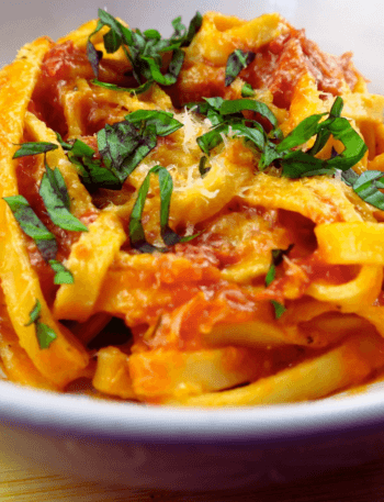 pasta sauce recipe with fresh tomatoes