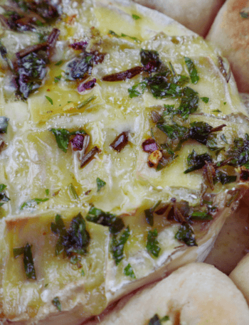 easy baked brie cheese