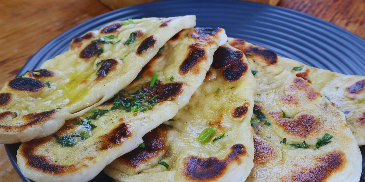 homemade soft garlic naan bread recipe
