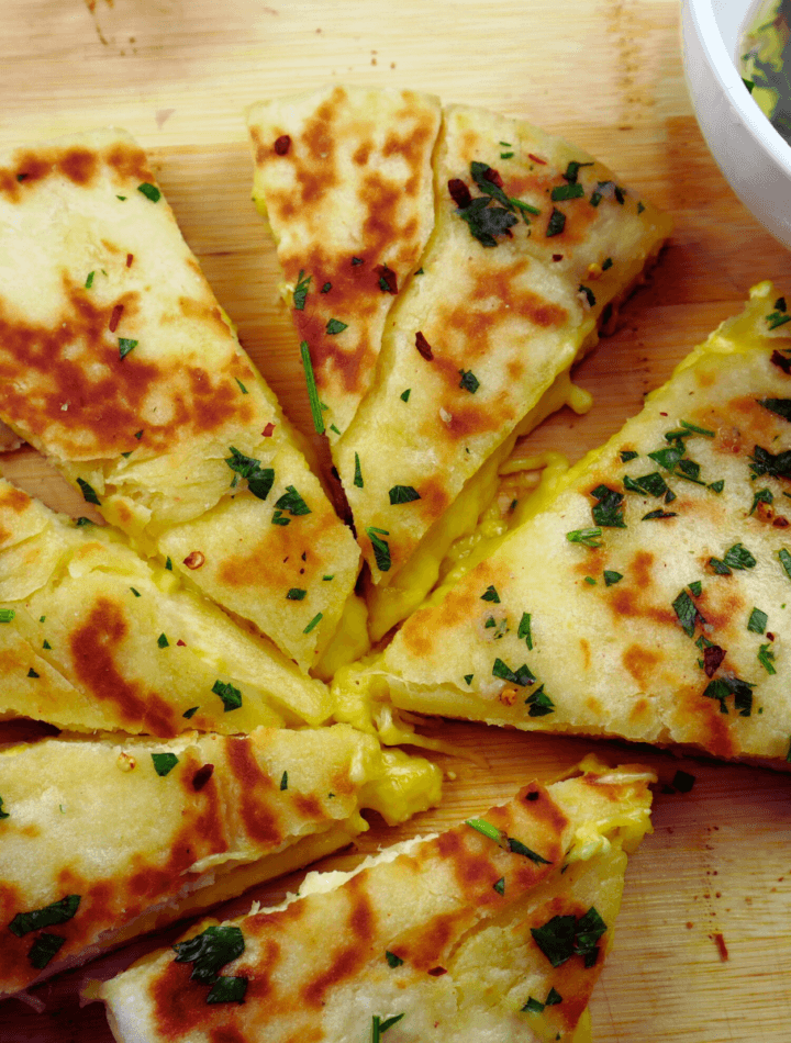 stuffed cheese bread